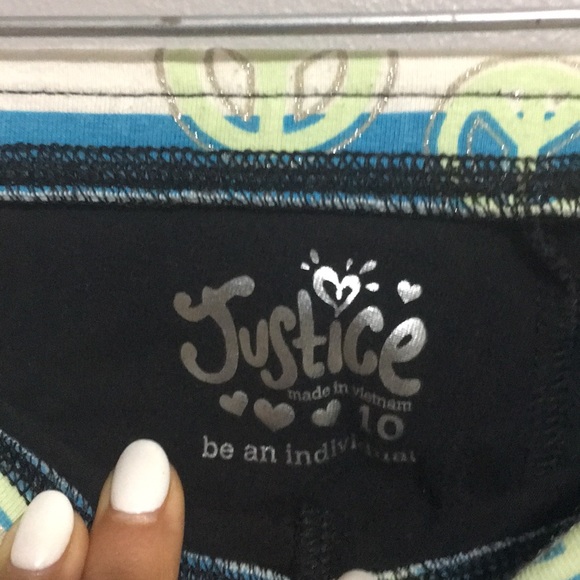 Justice shorts size 10 - Picture 3 of 3